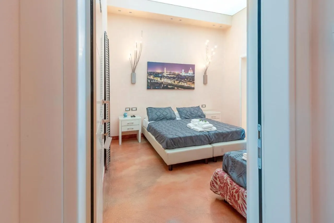 Guest house Aurora Garden Lodging - Rooms & Apartment Florence Italy