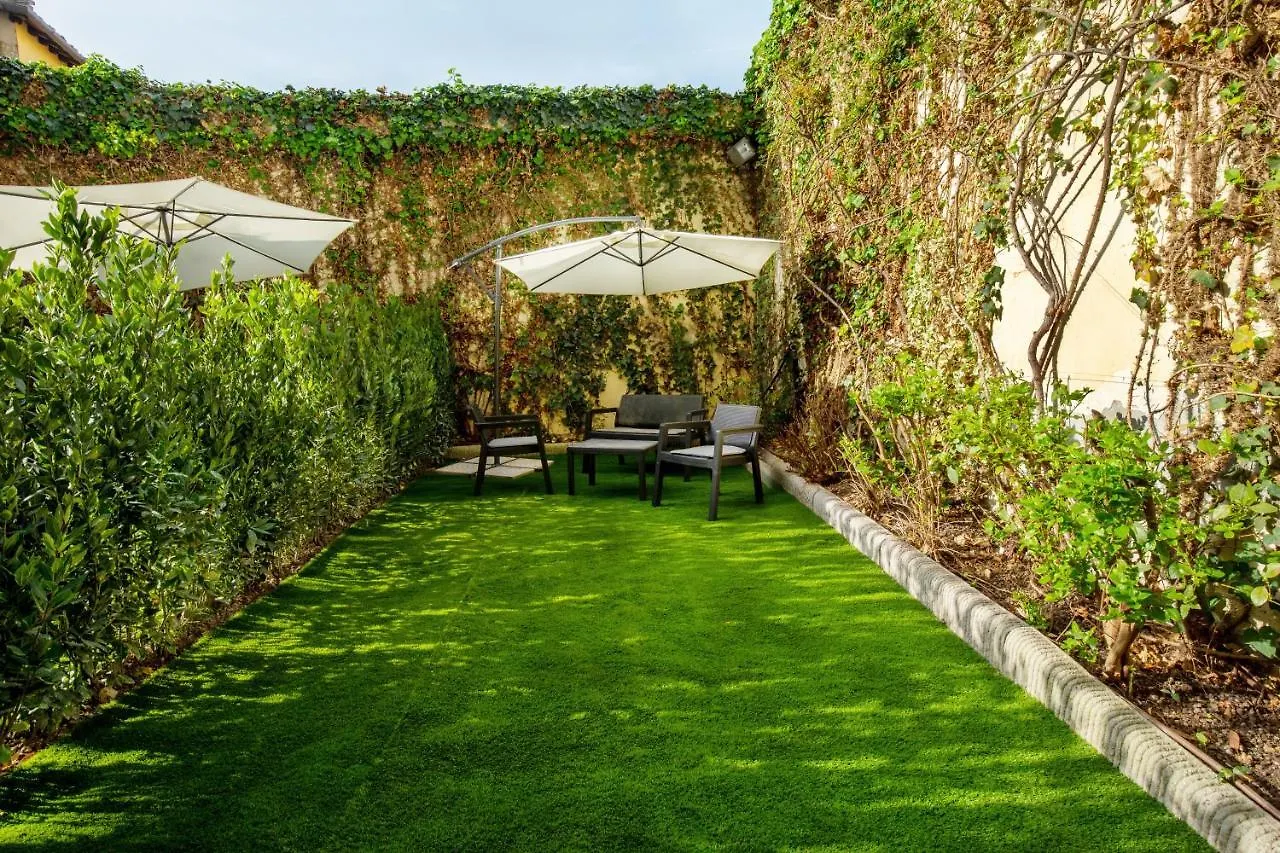 Aurora Garden Lodging - Rooms & Apartment Florence